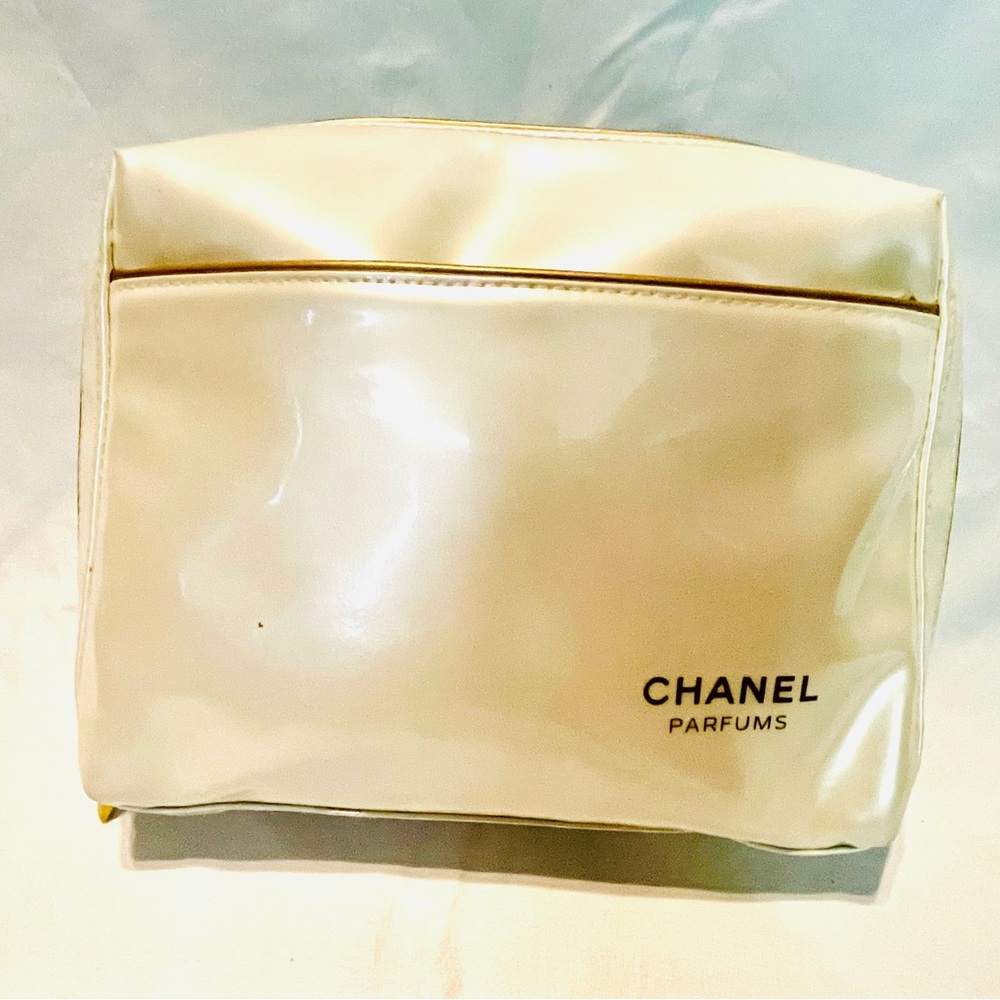 CHANEL Parfums Pearl Cosmetic Pouch